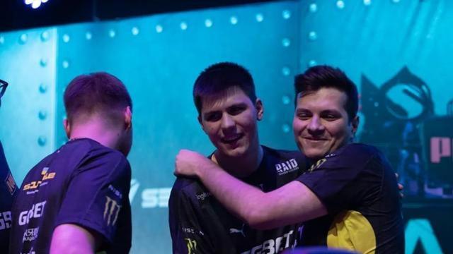 动为主动 动为主动