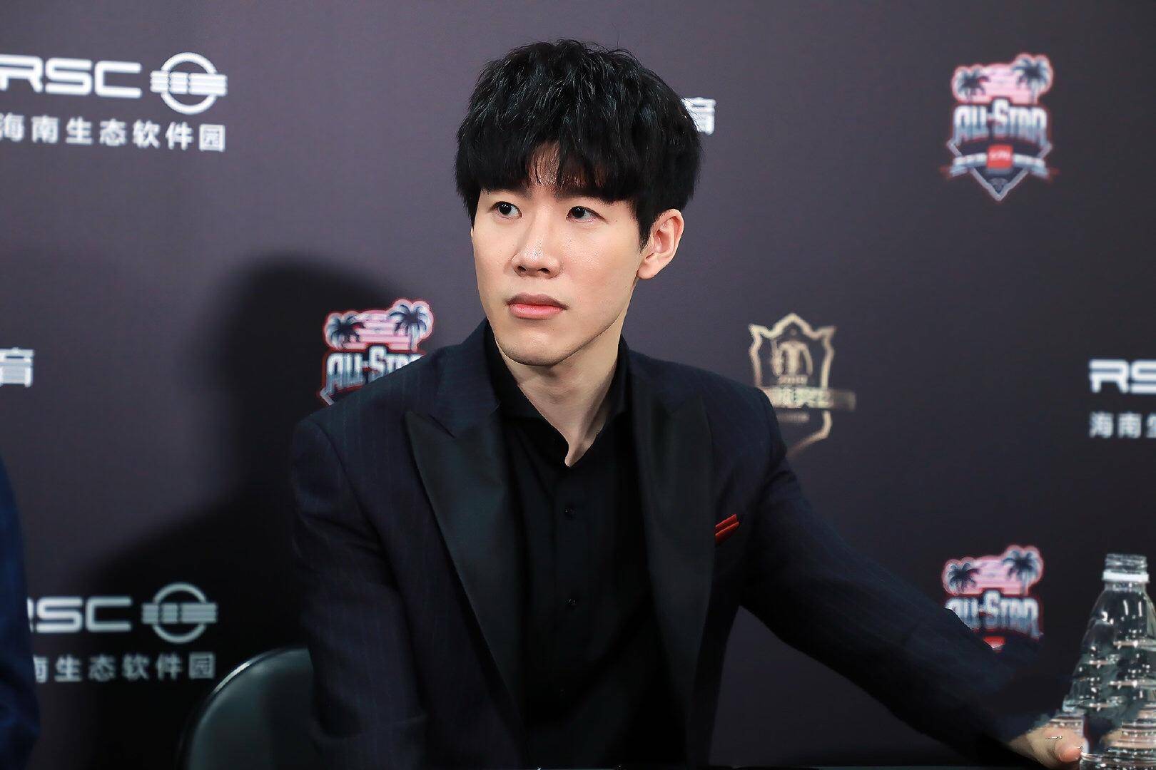 显得尤为重 显得尤为重